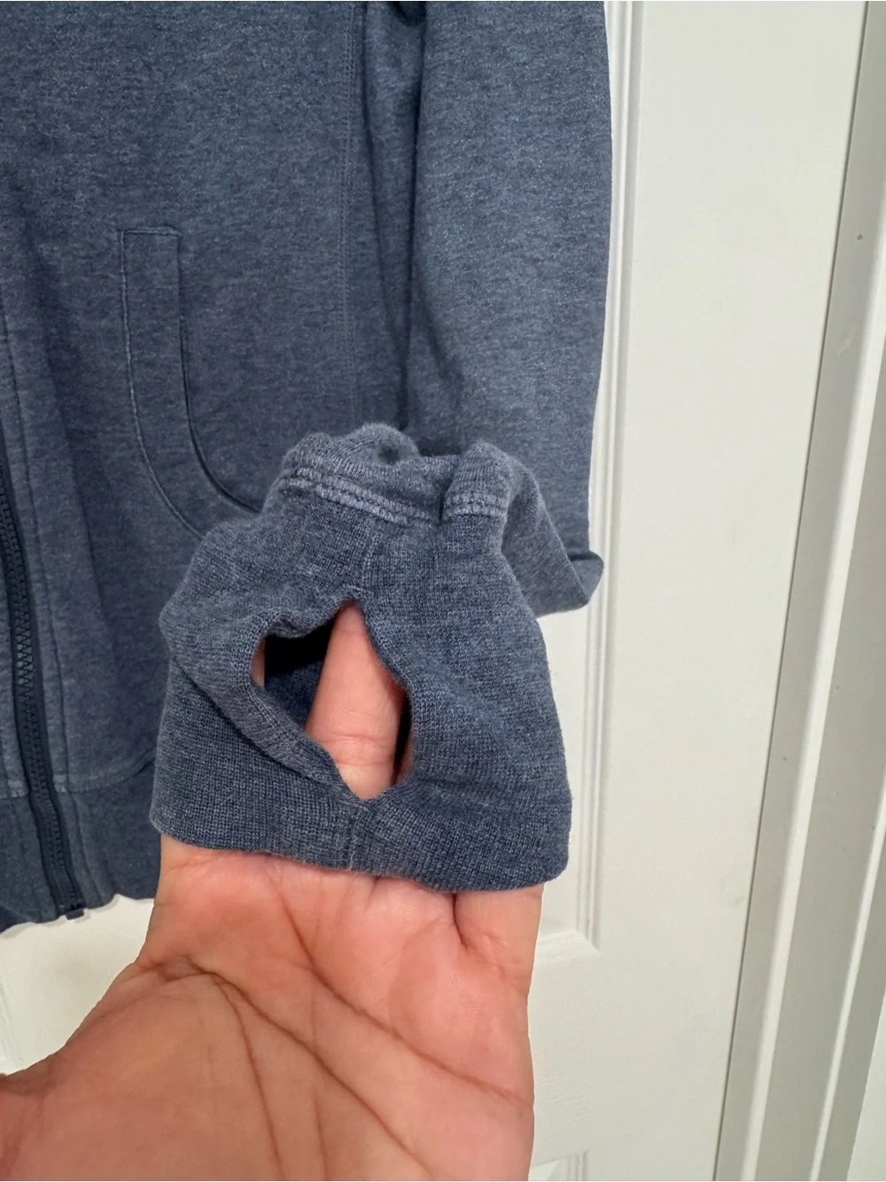 Nike Dri-FIT Women's Full Zip Cowl Neck Jacket Slate Blue Size S Thumbholes